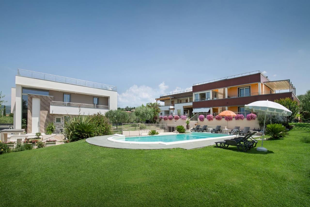 Villa Aurora-Holiday Home Apt 1 Бардоліно Екстер'єр фото